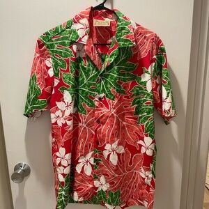 Medium Christmas Red and Green Floral Hawaiian tropical men’s camp Shirt